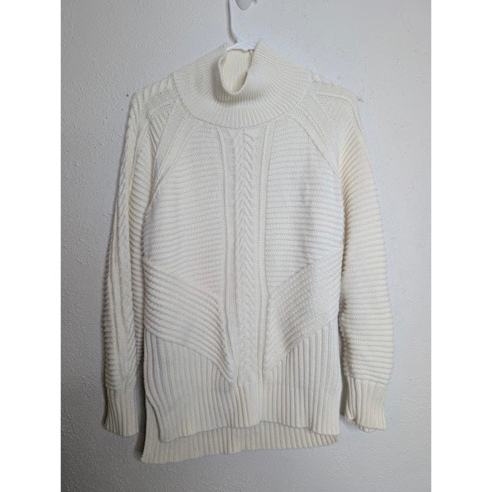 Banana Republic Womens Turtleneck Sweater M Ivory Cable Knit Fisherman Pullover